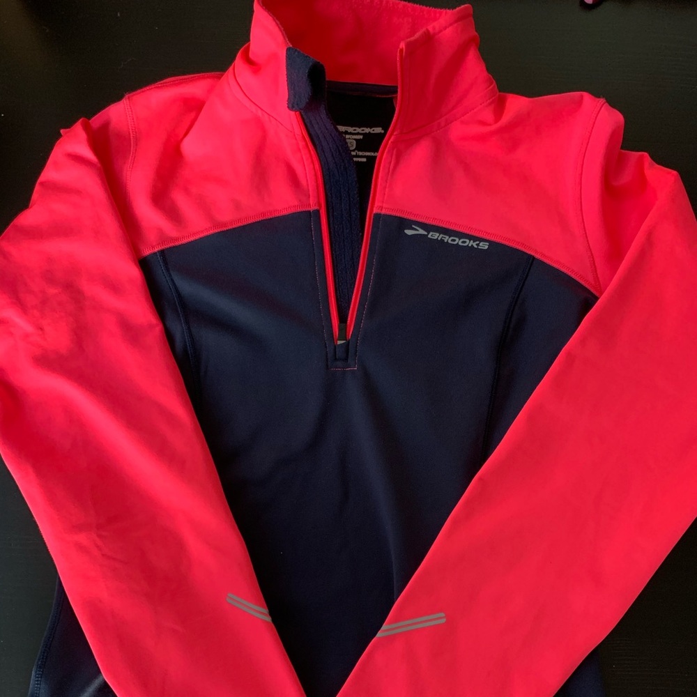 XS Brooks Athletic Sweater (Reflective)